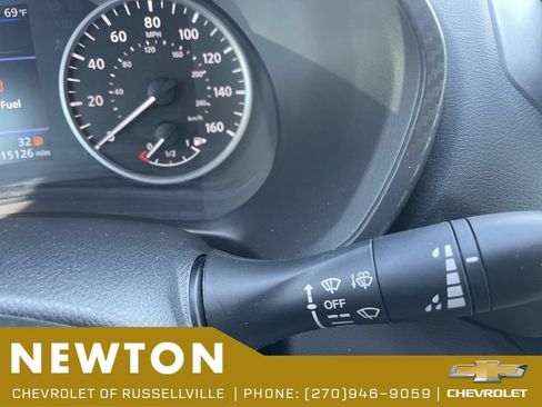 Used 2025 Nissan Sentra S FWD image 19