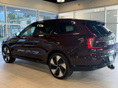 Used 2025 Volvo EX90 Ultra AWD/4WD image 14