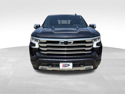 Certified 2023 Chevrolet Silverado 1500 High Country w/ High Country Premium Package AWD/4WD image 9