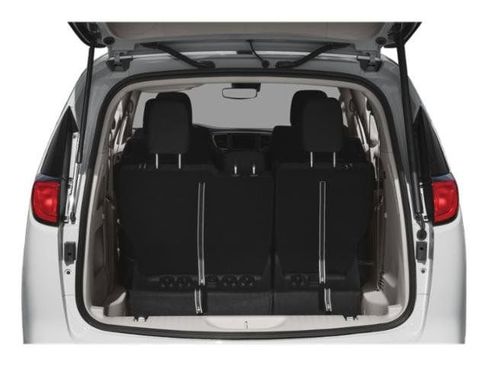 Used 2023 Chrysler Voyager LX FWD image 13