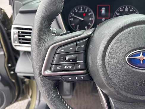 Certified 2025 Subaru Outback Limited image 30