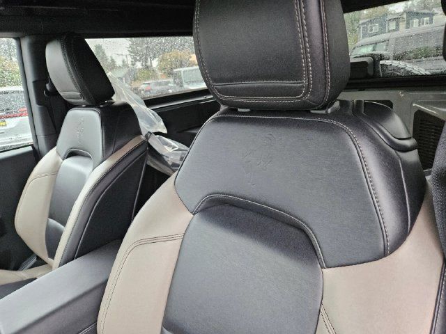 Used 2024 Ford Bronco Big Bend AWD/4WD image 8