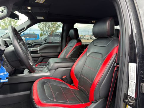 Used 2019 Ford F150 Lariat w/ Equipment Group 502A Luxury AWD/4WD image 7