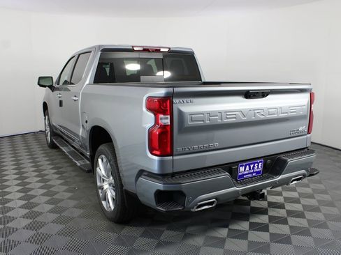 New 2026 Chevrolet Silverado 1500 High Country w/ High Country Premium Package AWD/4WD image 26