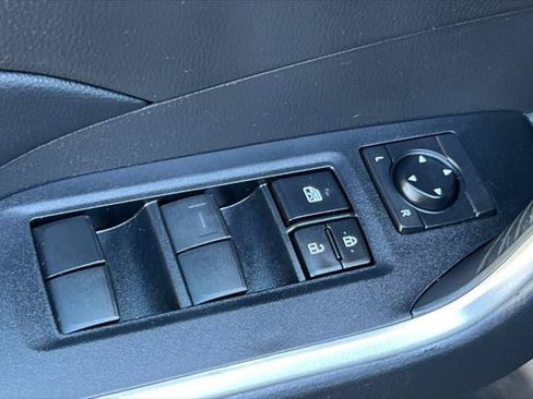 Certified 2021 Toyota RAV4 LE AWD/4WD image 13