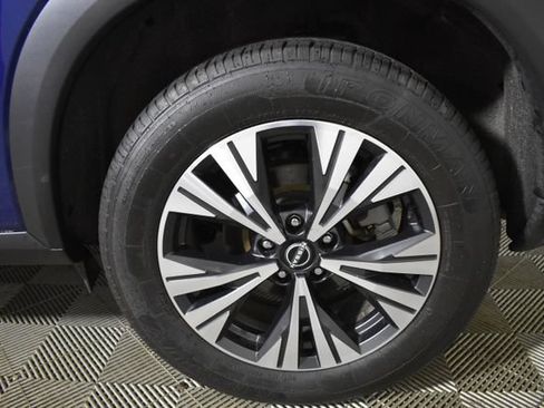 Used 2023 Nissan Rogue SV AWD/4WD image 37