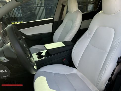 Used 2021 Tesla Model Y Performance AWD/4WD image 18