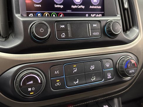 Used 2020 GMC Canyon Denali image 17