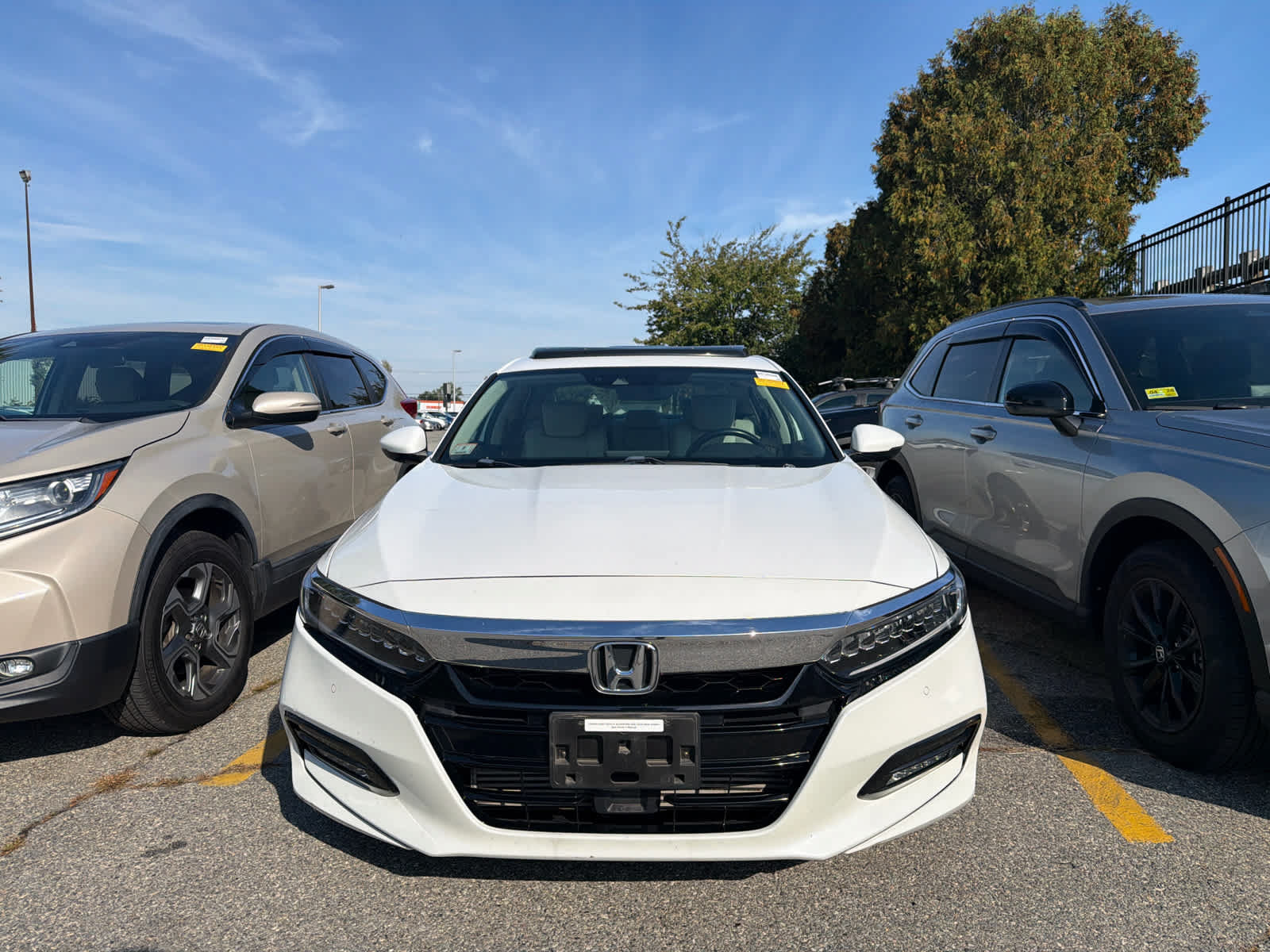 Used 2018 Honda Accord Touring image 5