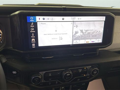 Used 2024 Jeep Wrangler Willys image 21