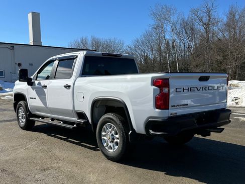 Used 2025 Chevrolet Silverado 3500 W/T image 5