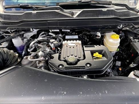 New 2026 RAM 2500 Tradesman w/ Chrome Appearance Group image 11