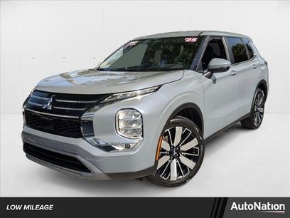 Used 2025 Mitsubishi Outlander SE