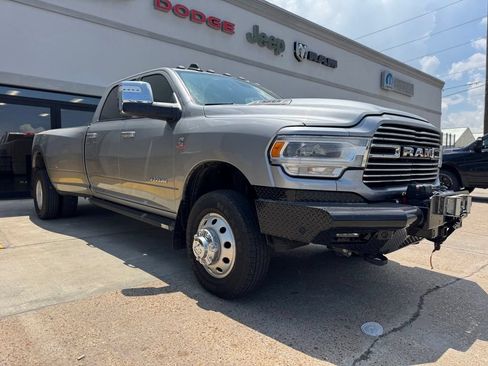 Used 2024 RAM 3500 Laramie w/ Sport Appearance Package AWD/4WD image 2