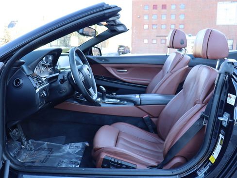 Used 2013 BMW 650i xDrive Convertible image 11