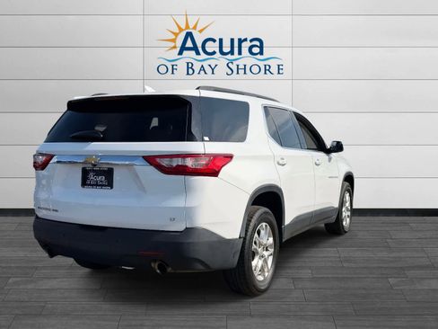 Used 2020 Chevrolet Traverse LT image 5