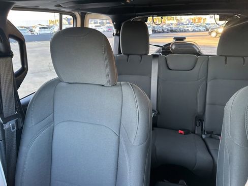 Used 2021 Jeep Wrangler Unlimited Sport image 26