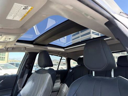 Used 2021 Toyota Mirai RWD image 16