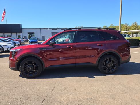 Certified 2024 Kia Sorento X-Line EX image 5