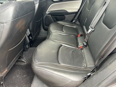 Certified 2022 Jeep Compass Limited image 14