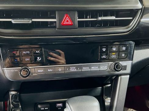 Certified 2024 Kia Seltos S image 16