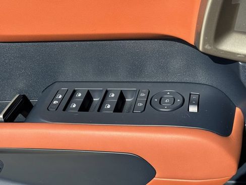 Used 2027 Kia Telluride SX w/ Towing Package FWD image 22