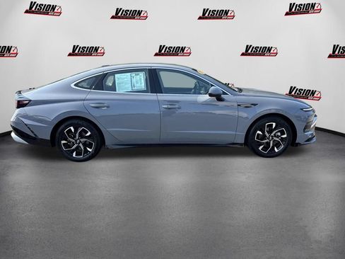 Used 2025 Hyundai Sonata SEL AWD/4WD image 4