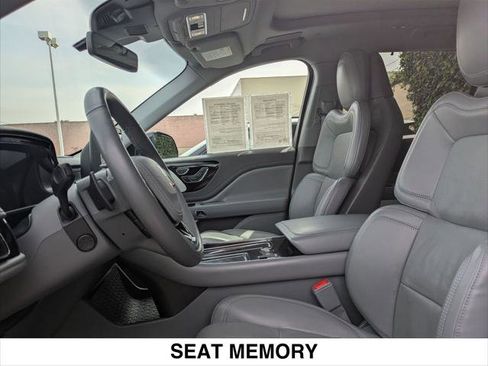 Certified 2020 Lincoln Aviator Reserve w/ Equipment Group 201A image 21