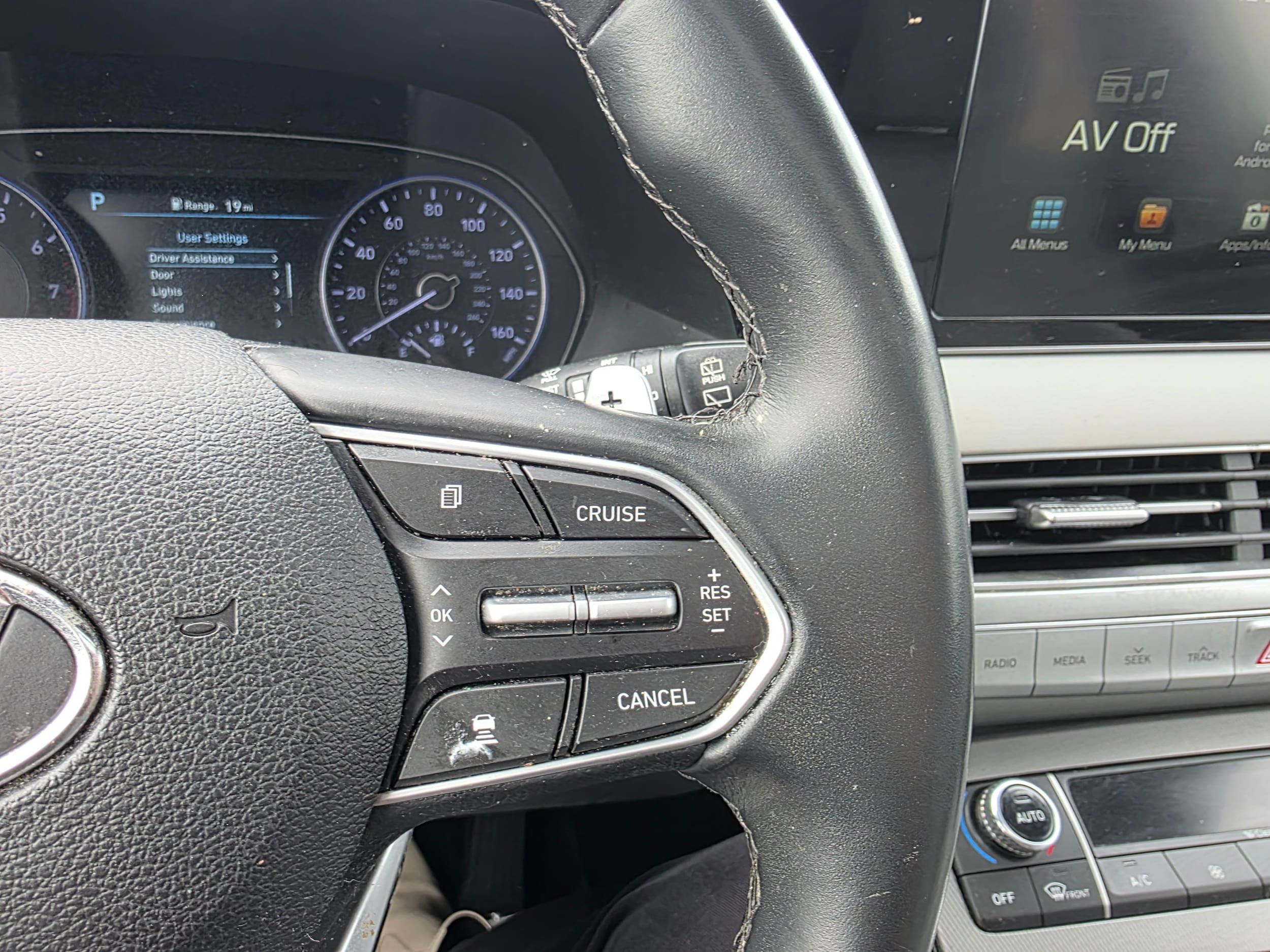 Used 2020 Hyundai Palisade SEL w/ Premium Package AWD/4WD image 16