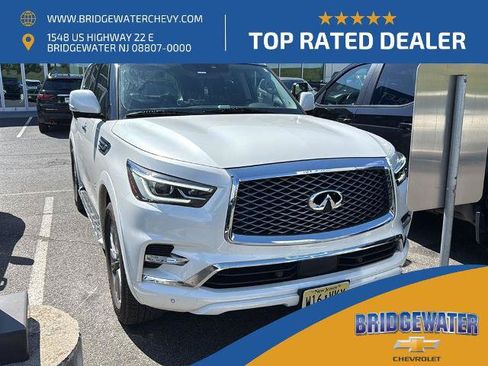 Used 2023 INFINITI QX80 Luxe w/ All-Season Package AWD/4WD image 1