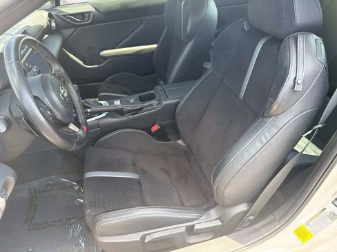 Used 2024 Toyota GR86 Premium RWD image 14