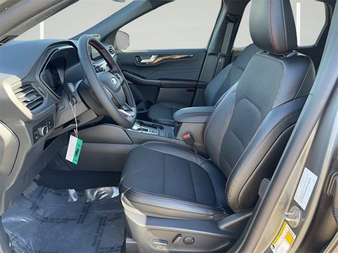 New 2025 Ford Escape ST-Line w/ Equipment Group 301A image 10