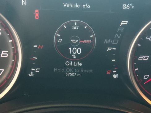 Used 2022 Dodge Charger SXT RWD image 25