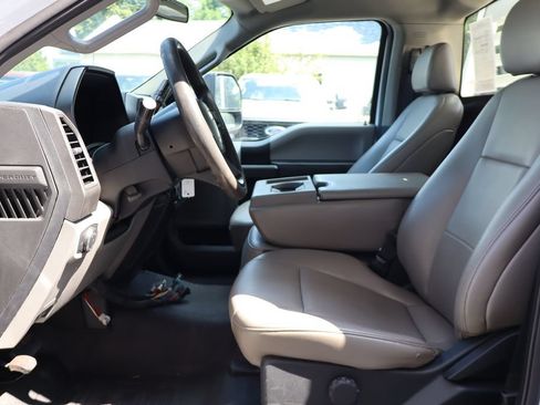 Used 2020 Ford F450 4x4 Regular Cab Super Duty image 19