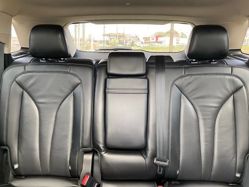 Used 2023 Lincoln Nautilus Reserve image 28