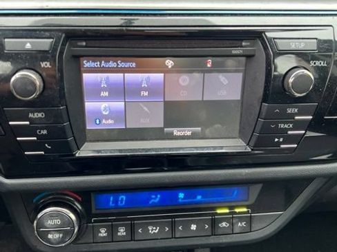 Used 2016 Toyota Corolla S FWD image 7