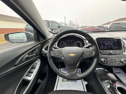 Used 2024 Chevrolet Malibu LT w/ Midnight Edition FWD image 13