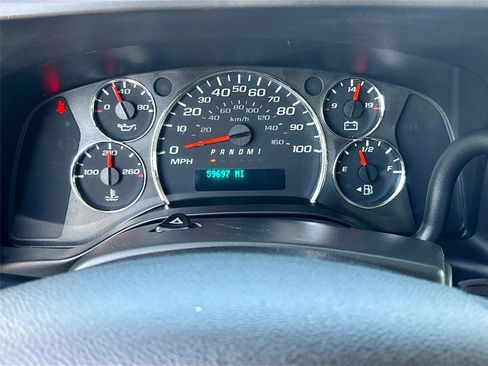 Used 2019 Chevrolet Express 3500 LT w/ LT Preferred Equipment Group RWD image 12
