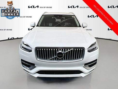 Used 2022 Volvo XC90 T8 Inscription w/ Advanced Package AWD/4WD image 2