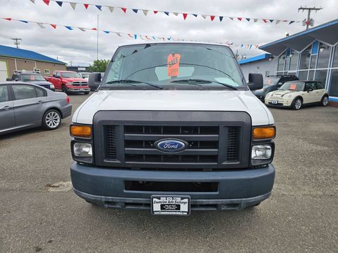 Used 2008 Ford E-150 and Econoline 150 RWD image 2