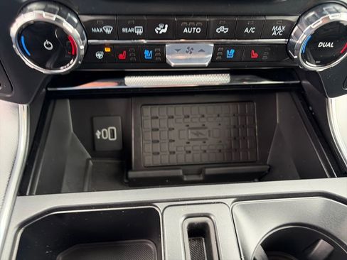 Used 2025 Ford F150 Platinum w/ Equipment Group 702A High AWD/4WD image 33