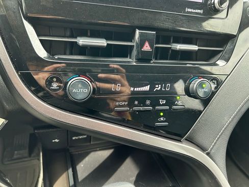 Used 2023 Toyota Camry SE image 26