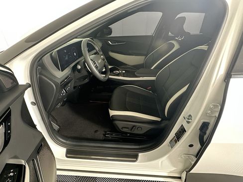 Used 2024 Kia EV6 GT-Line RWD image 13