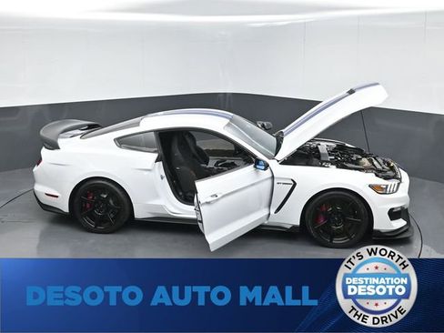 Used 2017 Ford Mustang Shelby GT350R w/ GT350R Equipment Group 920A RWD image 64