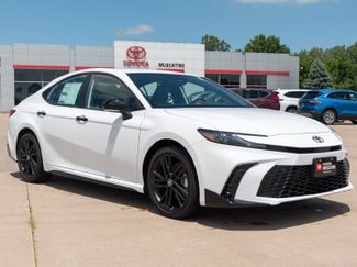 New 2026 Toyota Camry Hybrid FWD video 1