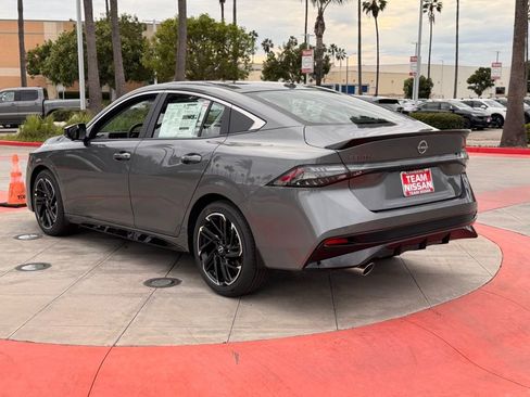 New 2026 Nissan Sentra SR image 5