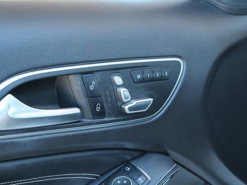 Used 2020 Mercedes-Benz GLA 250 image 14