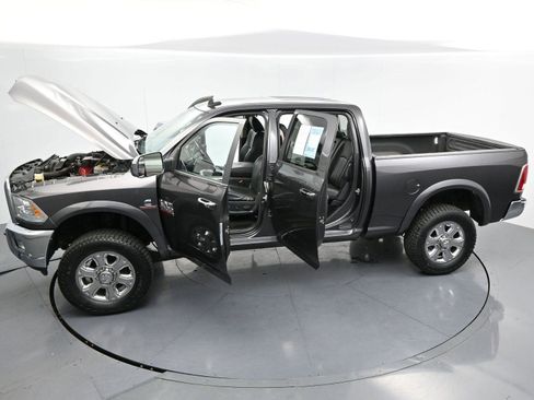 Used 2018 RAM 2500 Laramie AWD/4WD image 42