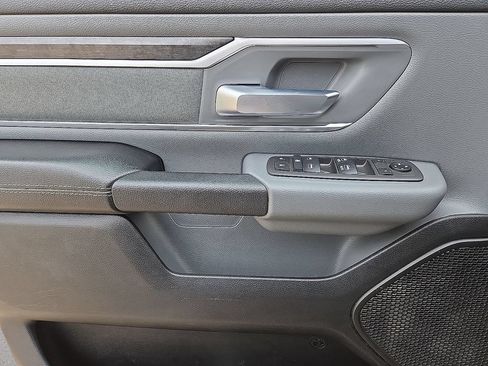 Used 2021 RAM 1500 Big Horn RWD image 17