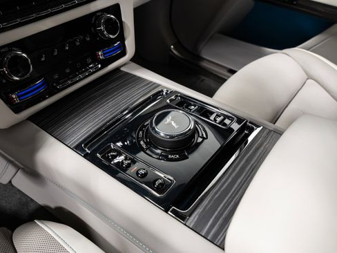 Used 2024 Rolls-Royce Ghost AWD/4WD image 57